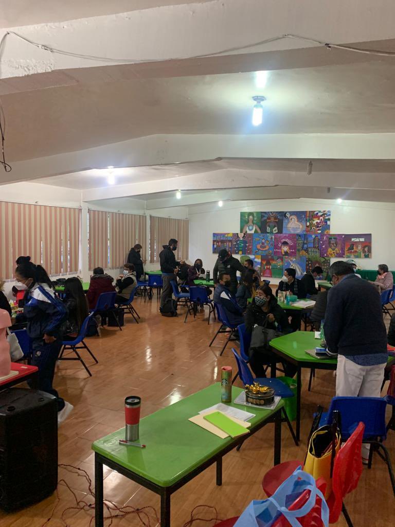 rojaschavarria's tweet photo. El equipo #SEVIC de la @SEB_Edomex atendiendo instrucciones del Subrio. @TinocoGRogelio acompañamos a los #CTE de este día.
¡Mucho éxito en esta jornada a todos los colectivos docentes! https://t.co/8PD5JP8njd