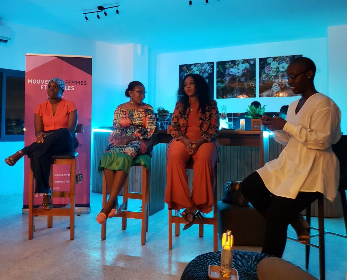 mvmntfemmesci's tweet photo. Nous remercions l'ensemble des participant.e.s à la soirée de lancement des 16 jours d'activisme ! Un grand merci à nos panelistes et au café The Hap qui a accueilli l'événement. À demain pour d'autres activités ! #OrangezLeMonde #MFP16 #16DaysofActivism #StopAuxVBG https://t.co/nSASCWdysE