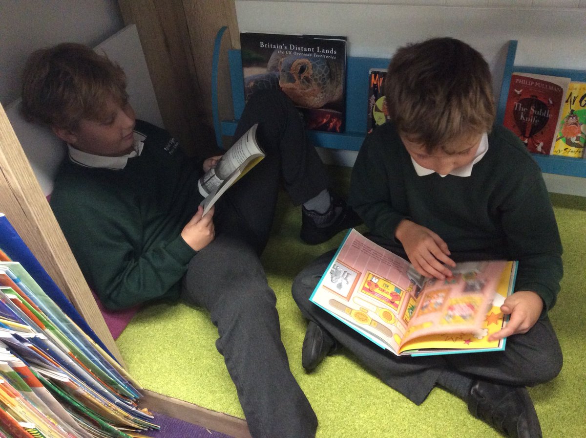 MapleClass_RE's tweet image. Love our new library!