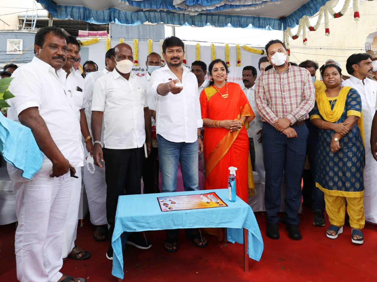 Udhaystalin's tweet photo. சோழிங்கநல்லூர், சித்தாலப்பாக்கத்தில்  தென்சென்னை நாடாளுமன்ற உறுப்பினர் அக்கா @ThamizhachiTh அவர்களின் தொகுதி மேம்பாட்டு நிதியில் அமைக்கப்பட்டுள்ள மேல்நிலை நீர்த் தேக்க தொட்டியை மக்கள் பயன்பாட்டிற்கு இன்று திறந்து வைத்தோம். நன்றி. @Subramanian_ma @S_AravindRamesh https://t.co/b2kEekhyjI