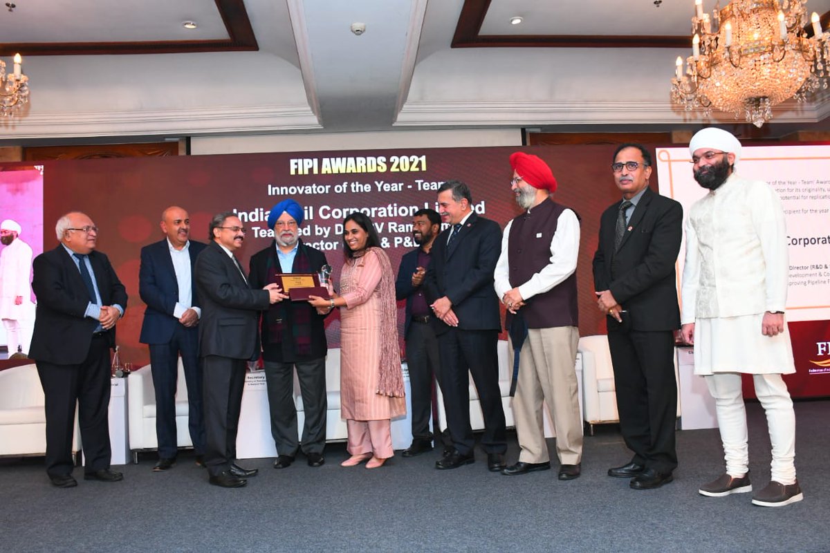 ChairmanIOCL's tweet photo. Elated that #IndianOil was top winner at #FIPIAwards2021 with wins for 2 Refineries, Clean Energy, Digital Strides, Innovation &amp; Woman Executive of the year. Thanks  @HardeepSPuri &amp; @Rameswar_Teli for gracing the ceremony &amp; being the source of inspiration for oil &amp; gas sector. https://t.co/MAC81OP02Q