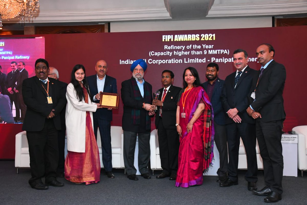 ChairmanIOCL's tweet photo. Elated that #IndianOil was top winner at #FIPIAwards2021 with wins for 2 Refineries, Clean Energy, Digital Strides, Innovation &amp; Woman Executive of the year. Thanks  @HardeepSPuri &amp; @Rameswar_Teli for gracing the ceremony &amp; being the source of inspiration for oil &amp; gas sector. https://t.co/MAC81OP02Q