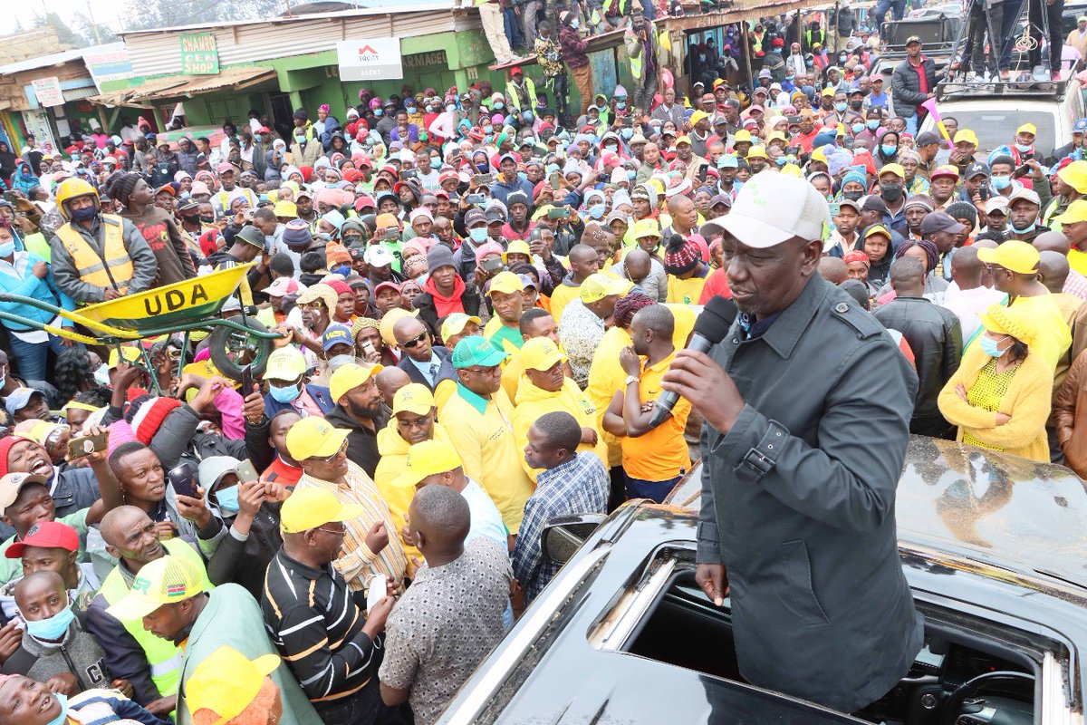 WilliamsRuto's tweet photo. The Hustler Nation is focussed on providing more targeted, specific and reliable support to onion, cabbage and potato farmers in areas such as Mairo Inya, Subuku and Kariamu of Nyandarua County. https://t.co/EVlgcfeyJu