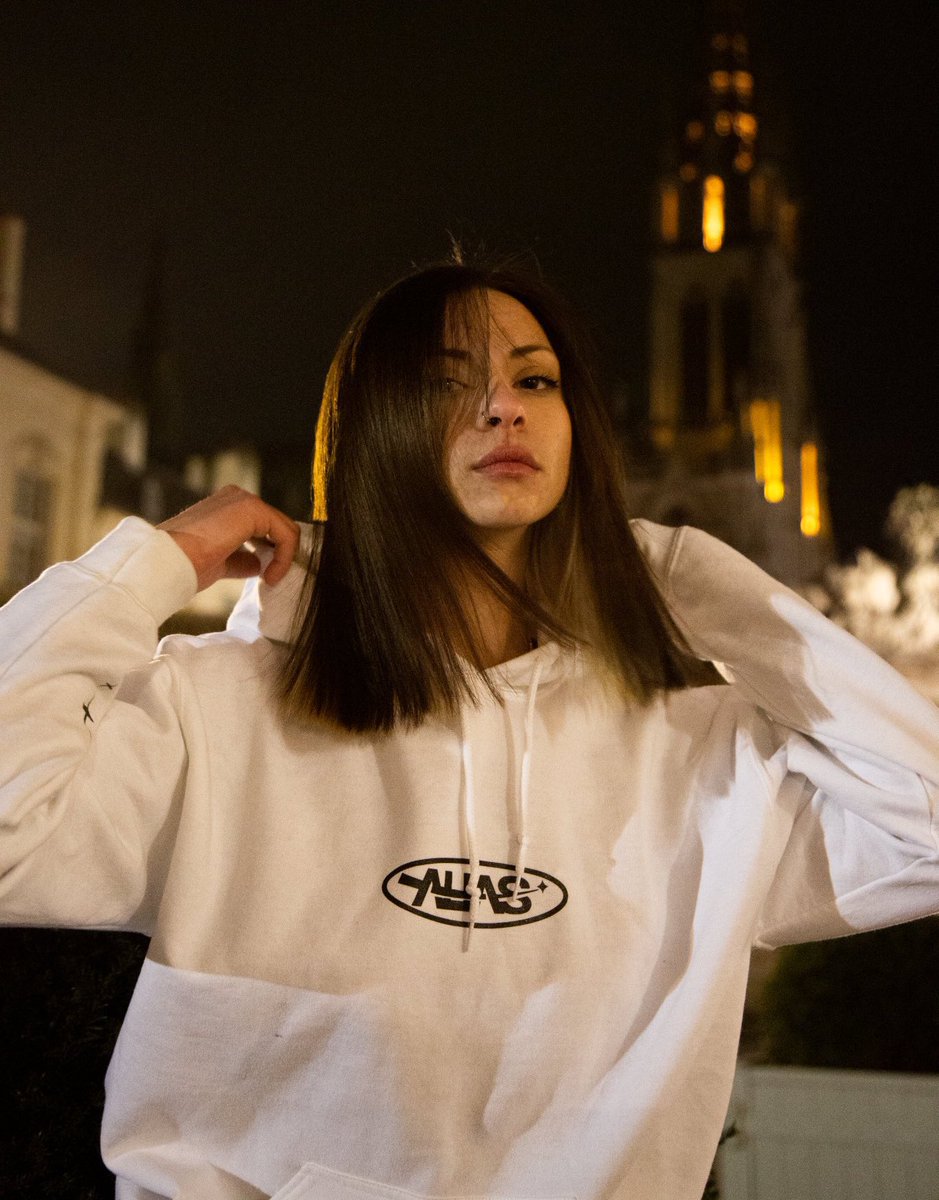 À l'occasion du Black Friday, tous les hoodies de ma marque sont à -25% jusqu'à la fin du week-end ! 🏴🏴🏴

CODE : "BFRIDAY"

👉🏻 aliasclothing.fr