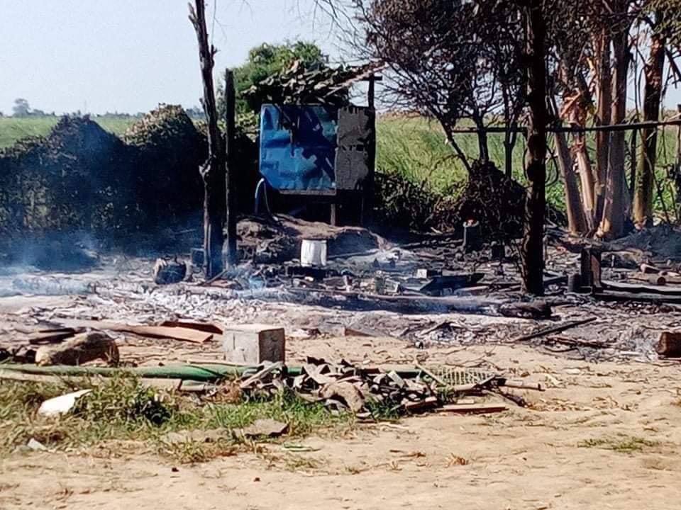 TiTi13467164's tweet photo. Terrorists stormed one of the people defense force’s camps in the forest on Monywa-Amyint Roadside. No one from PDF members were abducted but a camp was burned down by SAC. #EndImpunity_EndVAW #Nov26Coup    #WhatsHappeningInMyanmar https://t.co/eHQLiC5ZUU https://t.co/bV00bbFx9d