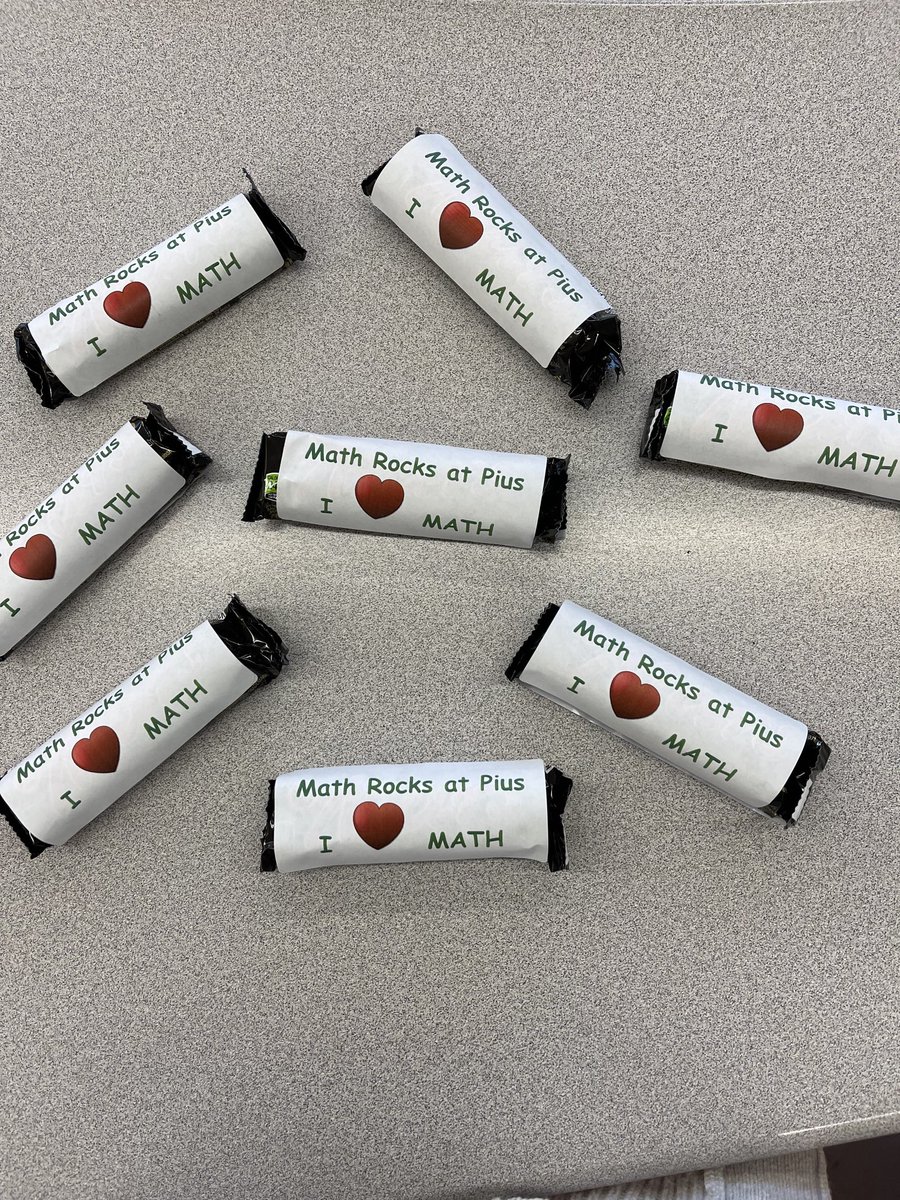 SPXMATHDEPT's tweet photo. Continuing to recognize excellence in Mathematics with our I ❤️ MATH treats.  #piustraditions ⁦@StPiusXOCSB⁩ https://t.co/L3uACnzsWS