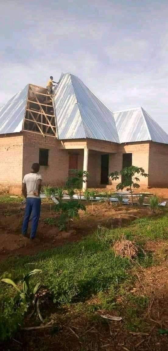 ThabangMatjeke's tweet image. 🤣🤣