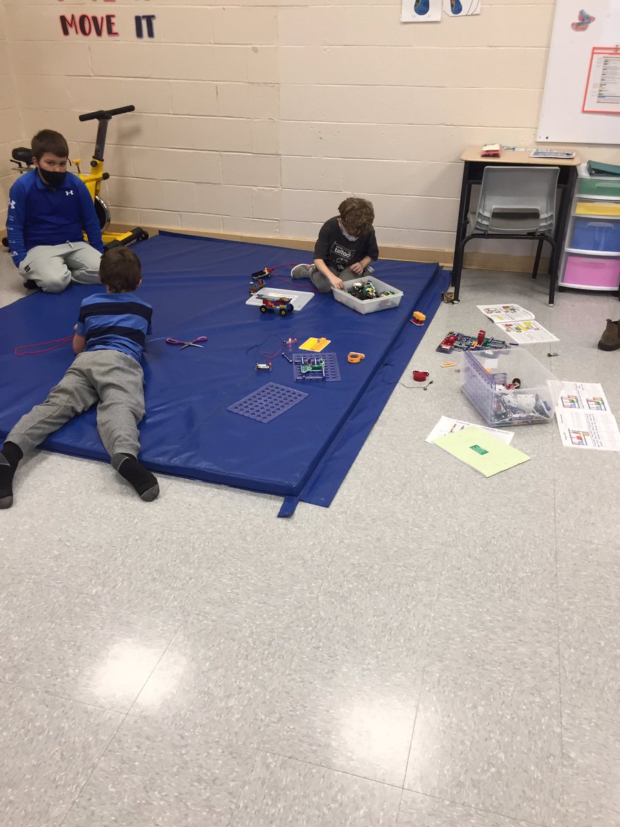 Falmouth District School (@falmouthschool) on Twitter photo Choice room today for a few kiddos. Lots of collaboration and cooperation going on with our building and investigating. <a href="/AVRCE_NS/">Annapolis Valley Regional Centre for Education</a> <a href="/avrceprograms/">@AVRCEprograms</a> @DaveJones_AVRCE Choice room today for a few kiddos. Lots of collaboration and cooperation going on with our building and investigating. <a href="/AVRCE_NS/">Annapolis Valley Regional Centre for Education</a> <a href="/avrceprograms/">@AVRCEprograms</a> @DaveJones_AVRCE