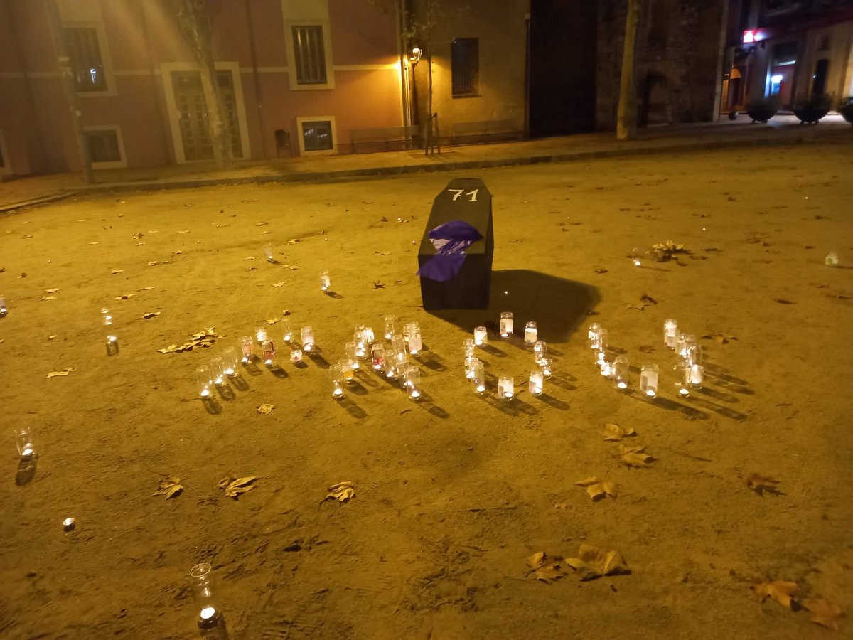 alellacup's tweet photo. 💜 Ahir va tenir lloc l’acte commemoratiu del #25N a #Alella amb la participació de les associacions de Dones Solidàries d'Alella i Dones Montserrat Roig

🙆‍♀️A més, La Tribu Feminista va fer diverses accions de carrer

🔊 Nosaltres ens hi sumem a la seva crida i també diem PROU‼️ https://t.co/Pa52ucYI2Z