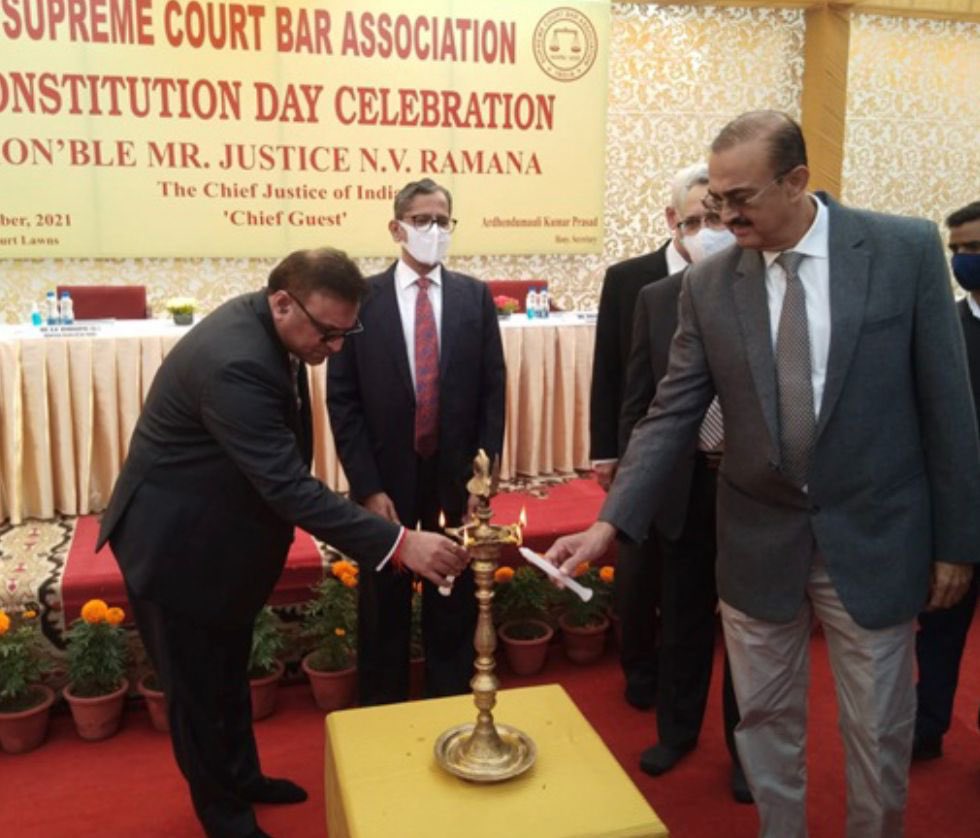 pradeepraiindia's tweet photo. Today we celebrated 72nd  #Constitution Day in #SupremeCourt lawns in which large no of our members were present. Jon’able Chief Justice of India was the chief guest of the function. Justice U U Lalit, Justice Khanwilkar Justice D Y Chandrachud too graced the occasion. https://t.co/Q1kAwiD5QB