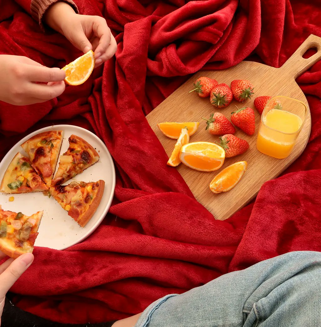 Fill yourself with festive colors and tasty treats!😚

Shop Flannel Fleece Blanket here:buff.ly/3rcaQHA

#sleepzone