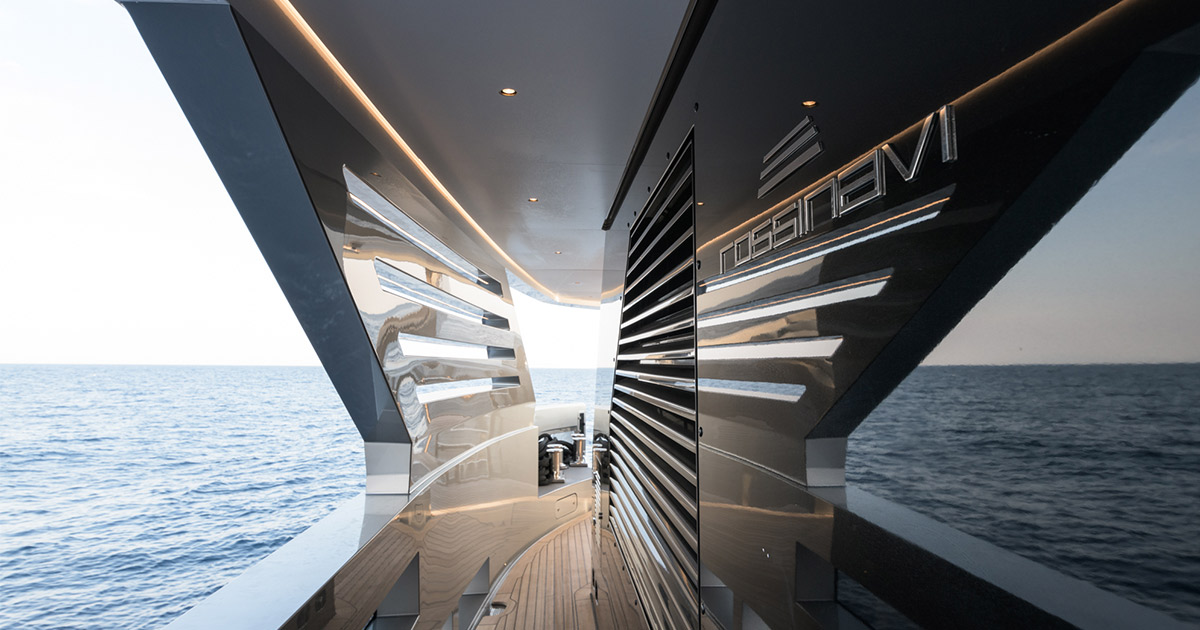Games of lines, reflections and symmetries multiply the charm of the sea aboard EIV. 
eiv.rossinavi.it

#rossinavi #weareourvessels #eiv #eivyacht #myeiv #eivrossinavi #superyacht #yacht #luxury #yachtdesign