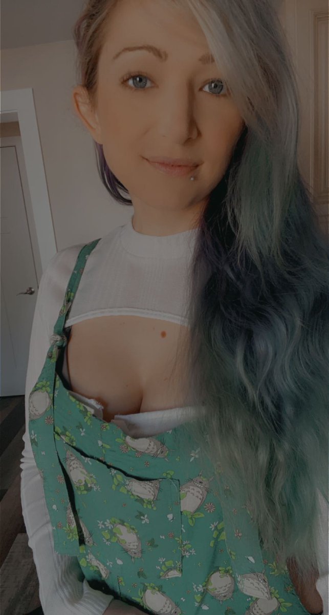 GoAskAlice(AKA TittyTots) tweet media