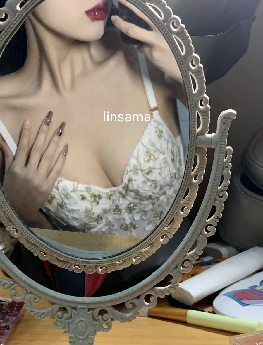 lin1linSAMA's tweet photo. 滚过来 跪着给你亲妈说这么久没见想没想我啊？

#ATM奴 #贡奴 #上贡 #绿帽奴 #报销奴 #工资奴 #压榨 #压榨奴 #贡奴 #榨金 #无脑贡 #账单奴 #金钱压榨 #胁迫奴 https://t.co/w6TvzncKv0
