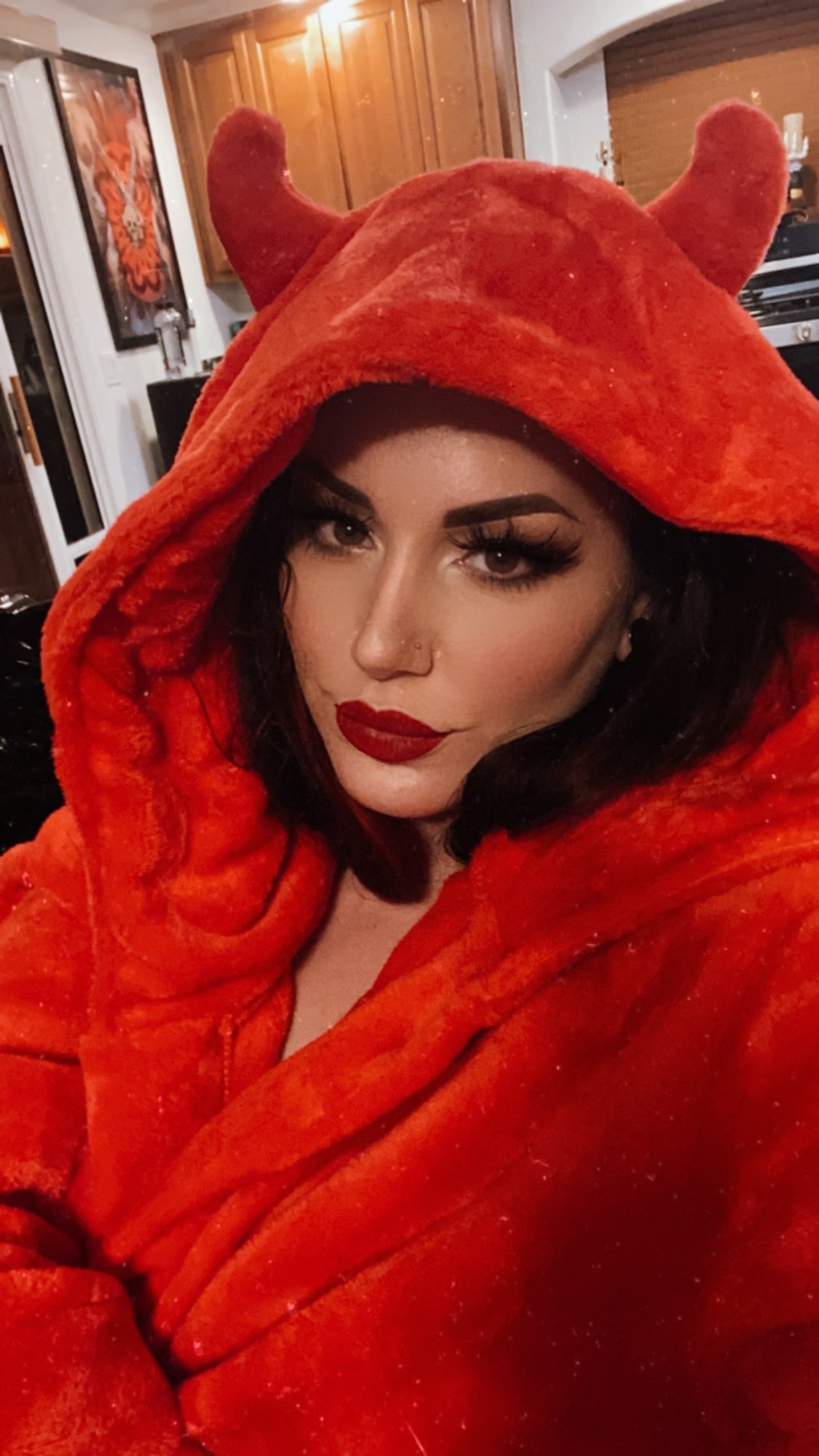 TW Pornstars Cervena Fox. Twitter. MY BLACK FRIDAY SALE HAS STARTED