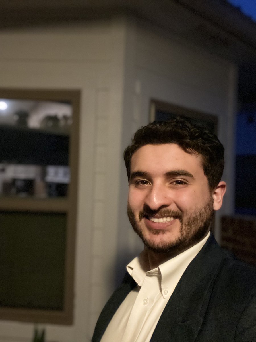 Carfiglli's tweet photo. Had a WONDERFUL Thanksgiving.

Grateful for everything that has happened in the past year and everyone I have met. You all have beautiful souls! 

#grateful 
#Turkeywasntdry https://t.co/9nQd00rBVC