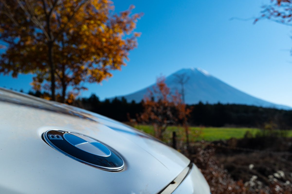 shogoukizero1's tweet photo. BMW X1
#α6500 #ファインダー超しの私の世界 #BMW #BMWX1 #e84 #富士山 #朝霧高原 https://t.co/JKntRdt6gb