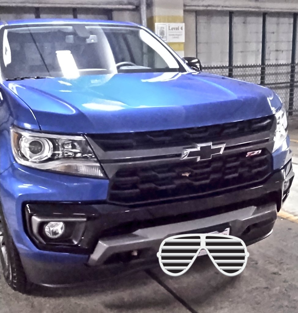 Shari_Weiner's tweet photo. Dear @bigbluebug I have named my new truck #nibbles petrolaway in your honor! Please tell me where I am get a #bigbluebugsolutions sticker for him!! https://t.co/CXVBym3Q1x
