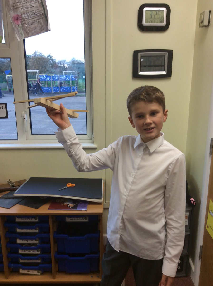 MapleClass_RE's tweet image. Some finished products of our woodwork and needle work!