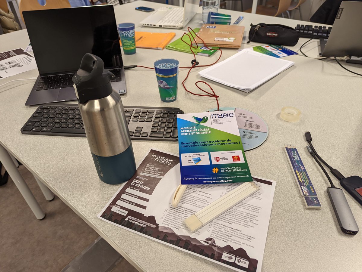 Hackathon_MAELE's tweet photo. [ En direct de... Bordeaux ! ] TOP DEPART ! 
C'est parti pour le #HackathonMAELE ! ✈️

Merci à Mr Vilchenon pour leur accueil et l'organisation de cette aventure à @ELISAerospace ! 
Les idées des candidats émergent et on brainstorm... 

#HackathonMAELE #aviation #aviationlegere https://t.co/1NGUlQuaFb