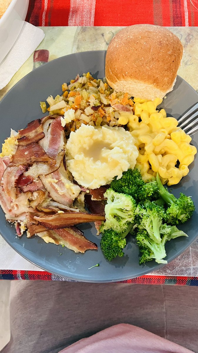 roggertroncozo's tweet photo. Beautiful day with my love …  Thanksgiving  2021 ❤️ #Thanksgiving https://t.co/yXXsjI1rtj