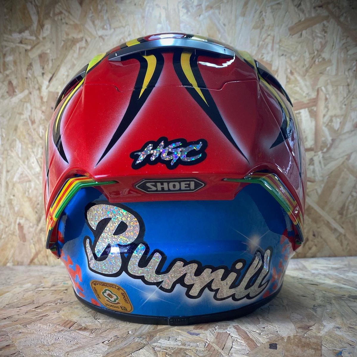GibsonHaydon's tweet photo. Flame job! #hgconcepts #hgc #shoei #custompaintwork https://t.co/EV0RMnsN9f