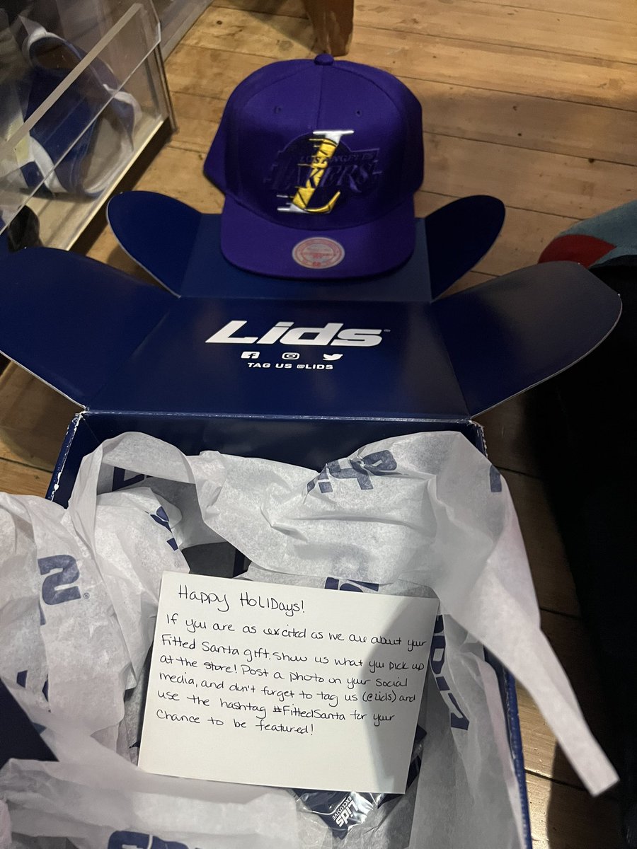 CEOBUCCS's tweet photo. #fittedsanta #lidsloyal #teamlids @lids THANKS FOR THE GIFT LOVE IS LOVE TEAM LIDS FOR LIFE https://t.co/9zLyzQBFn5