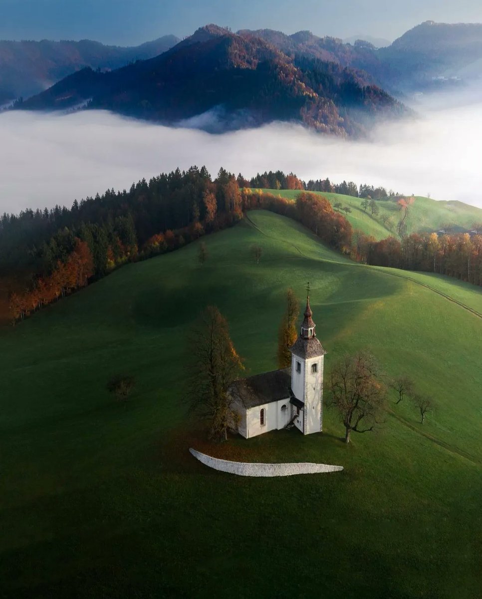 NatureVSCO's tweet photo. Slovenia 🇸🇮
📸: sarazaniniiiii | IG https://t.co/q0n5UraWLK