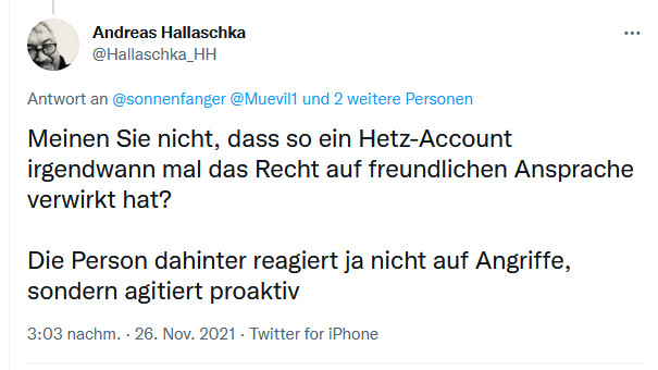 HSB_Forum's tweet photo. Na bitte, endlich bin ich mal wieder beim Chef-Copverteidiger in Sozialen Medien auf dem Schirm und werde gleich wieder geadelt.
#SoliMitMuevil1 lautet das Motto der Stunde, Andreas aus Hamburg nimmt sich der Sache auch ganz persönlich und selbstlos an.
Ich liebe den Mann! 🤡 https://t.co/e7whkM2HCn