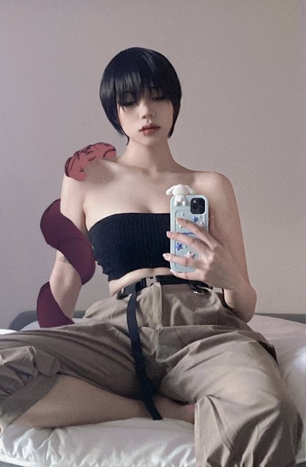 So&hellip; daddy issues, anyone?  #TojiFushiguro #jjk #costest https://t.co/uJSzOpXMCU<a href="/tag/tojifushiguro"class="tags">#TojiFushiguro</a><a href="/tag/jjk"class="tags">#jjk</a><a href="/tag/costest"class="tags"><span>#costest</span></a>