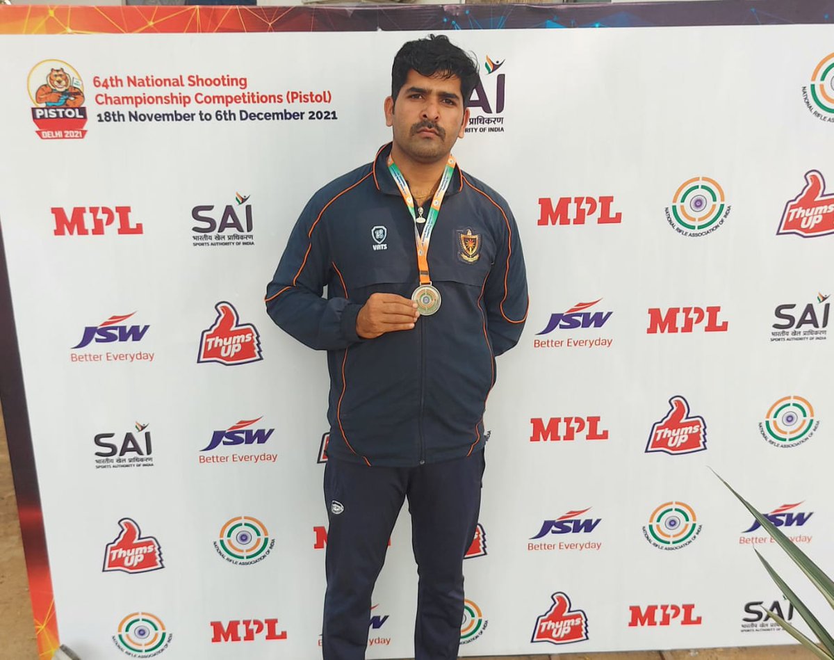 RPF INDIA (@rpf_india) on Twitter photo #RPF Bengaluru Const. Pradeep Kumar secured Silver π₯ at 64th National Shooting Championship-2021 in 50m Free Pistol Team
Congratulations on behalf of <a href="/RPF_INDIA/">RPF INDIA</a>π
<a href="/AshwiniVaishnaw/">Ashwini Vaishnaw</a> <a href="/RailMinIndia/">Ministry of Railways</a> <a href="/sanjay_chander/">Sanjay Chander</a> <a href="/rpfswrsbc/">RPF BENGALURU DIV</a> #RPF Bengaluru Const. Pradeep Kumar secured Silver π₯ at 64th National Shooting Championship-2021 in 50m Free Pistol Team
Congratulations on behalf of <a href="/RPF_INDIA/">RPF INDIA</a>π
<a href="/AshwiniVaishnaw/">Ashwini Vaishnaw</a> <a href="/RailMinIndia/">Ministry of Railways</a> <a href="/sanjay_chander/">Sanjay Chander</a> <a href="/rpfswrsbc/">RPF BENGALURU DIV</a>
