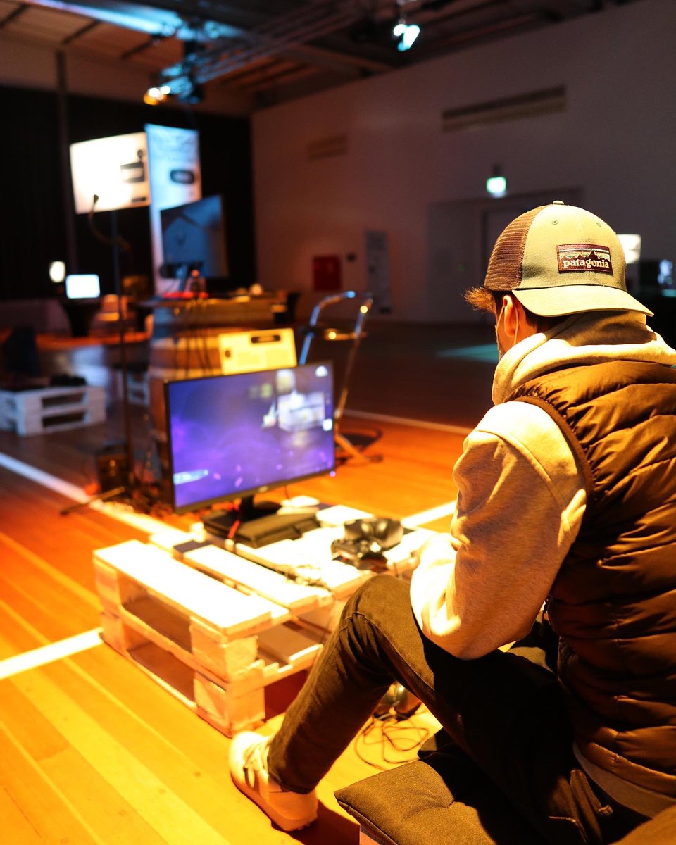 NextLevel_Fest's tweet photo. ➕System fährt hoch✖️
Heute um 10:00h öffnete das #NextLevelFestival 2021 seine Pforten!
Wir präsentieren euch Gaming Kultur in all ihren Facetten.
Vom Games Parcours, zum selber spielen, über immersive Hightech-Performances bis zum hochkarätigen Symposium - all das ist #nlf21 https://t.co/q3xtLz7v1i