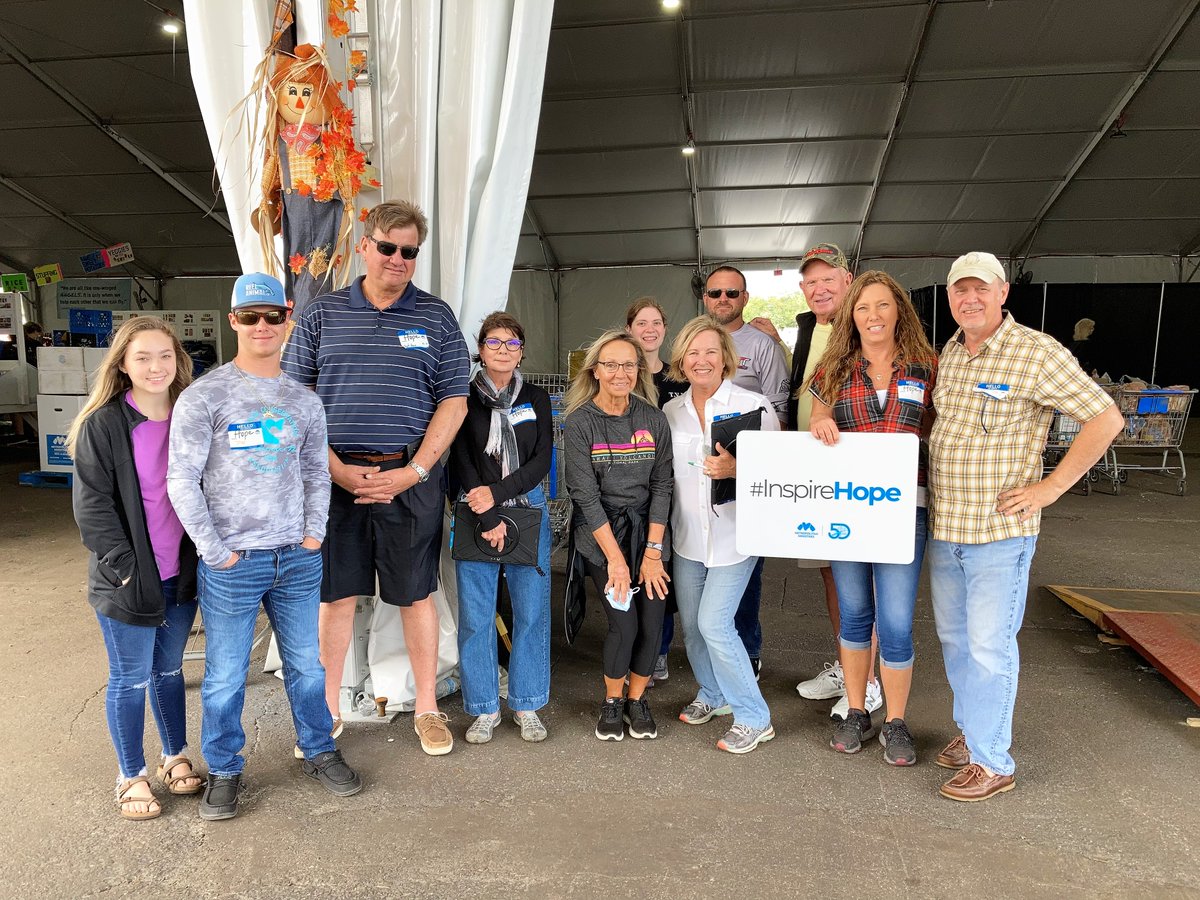 MetroMinistries's tweet photo. We had an awesome time #FishingforHope at the Tampa Holiday Tent with Captain Bill Miller, Captain Mike Anderson, Glen Pla, and their crew of anglers!
The team collected over 10,000 lbs. of food, 267 turkeys, 195 toys, and raised over $5,000 in monetary donations!
#InspireHope https://t.co/GMraqgYCCA