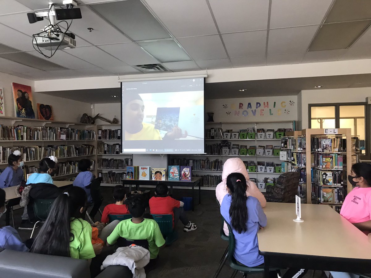 HPSBookSisters's tweet image. Thank you Ms. Virk for sharing the story “Only One You” with us today. So nice for us all to think about how we are all special and unique!What a wonderful way to end a Friday and Hewson Husky Spirit Day #pdsblibraries #LiveFromtheLibrary