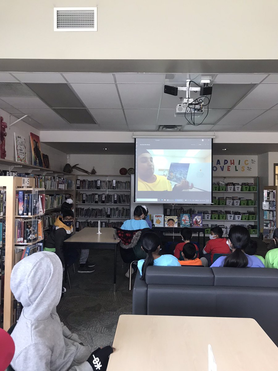 HPSBookSisters's tweet image. Thank you Ms. Virk for sharing the story “Only One You” with us today. So nice for us all to think about how we are all special and unique!What a wonderful way to end a Friday and Hewson Husky Spirit Day #pdsblibraries #LiveFromtheLibrary