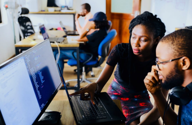 Ingredients for Success is a grant and mentorship program supporting #Black-owned businesses. The program will award a total of $150,000 to three #entrepreneurs ($50,000 each).  

Deadline: 11/29

To apply▶️ ow.ly/28bc50GWTOj

#grant #blackbusiness