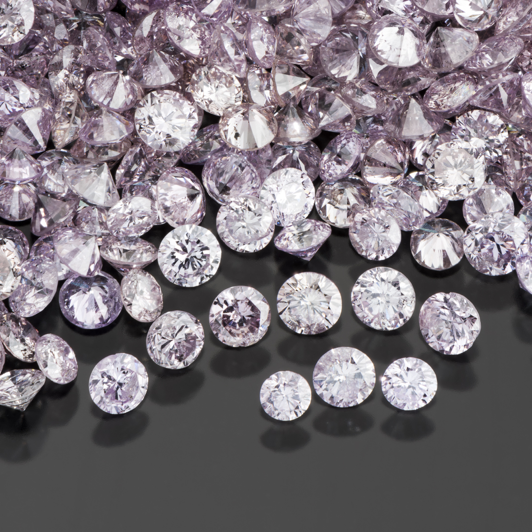 GIAnews's tweet photo. The Lomonsov deposit in Russia is known for producing a high percentage of colored diamonds. Want to learn more about a diamond's journey to Earth's surface? Explore the GIA Diamond Origin Program: https://t.co/0j4EQkp8w1 Photo: Kevin Schumacher/GIA. Courtesy: Diarough https://t.co/dckfo8PmM6