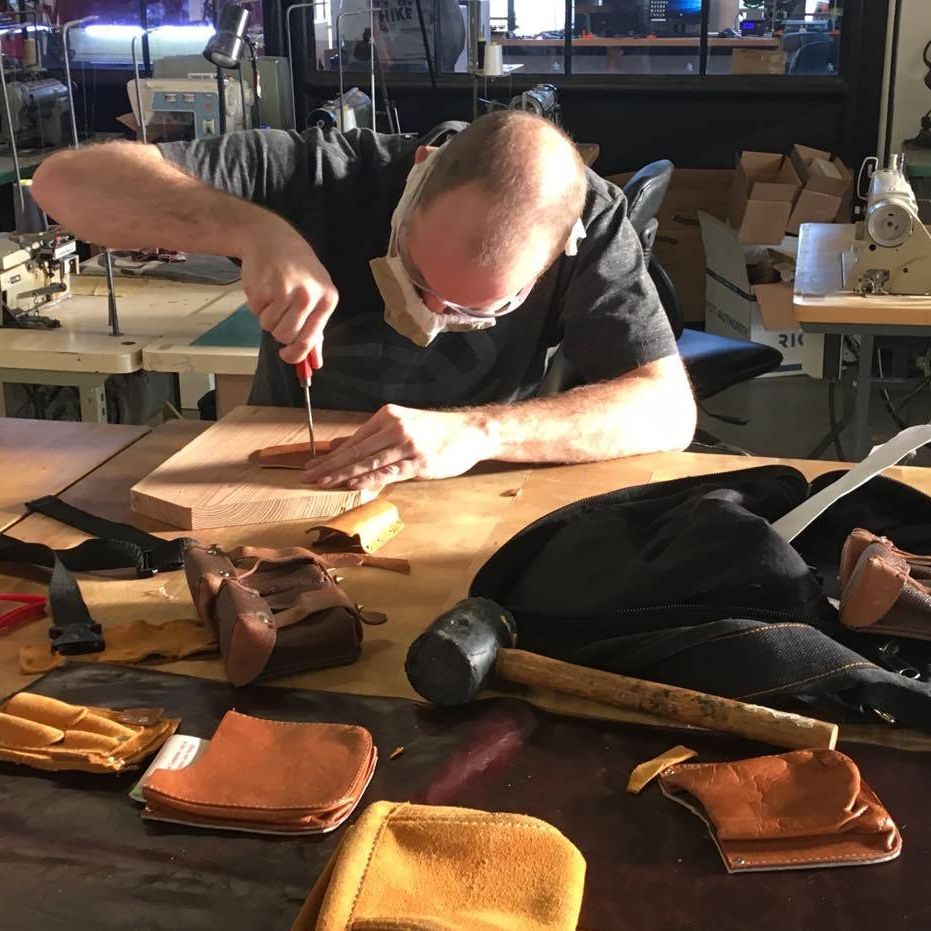 MixxerCommunity's tweet photo. Mixxer is a great place to spread out & practice your craft among folks who "get you"!
#MakeStuffLearnStuff #MixxerCommunityMakerspace https://t.co/cAtu5uDnxv