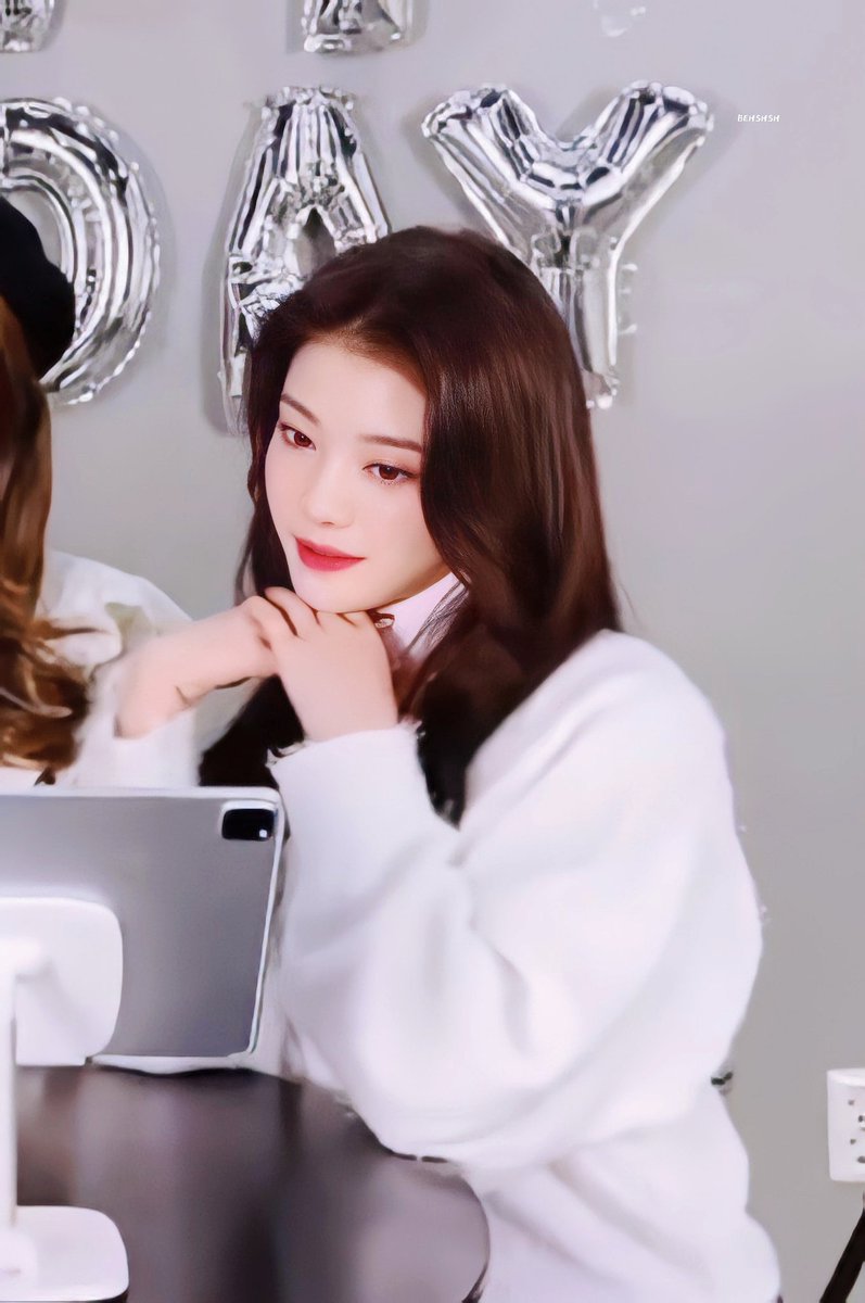 time_xiaoting's tweet image. I love thee, only I know, no need to know what you feel about me.

#XIAOTING #션샤오팅 #샤오팅 #シャオティン #沈小婷 #케플러 #Kep1er