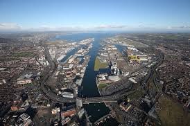 Insightful brefing today by Kerrie Sweeney, CEO of Belfast Maritime Trust, on ambitous plans to develop the Maritime Mile – which is  actually 1Okm of walkways linking Sailortown, harbour and Titanic Quarter.  <a href="/MaritimeBelfast/">Maritime Belfast Trust</a>