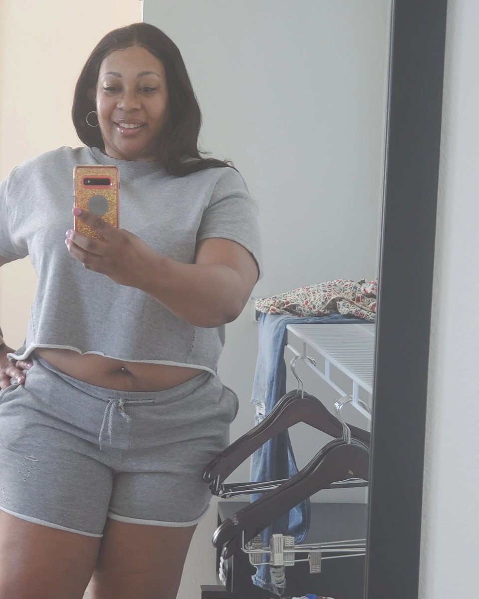 hizzQueen's tweet photo. Chunky dunk for the win https://t.co/L1DhZx4Iir