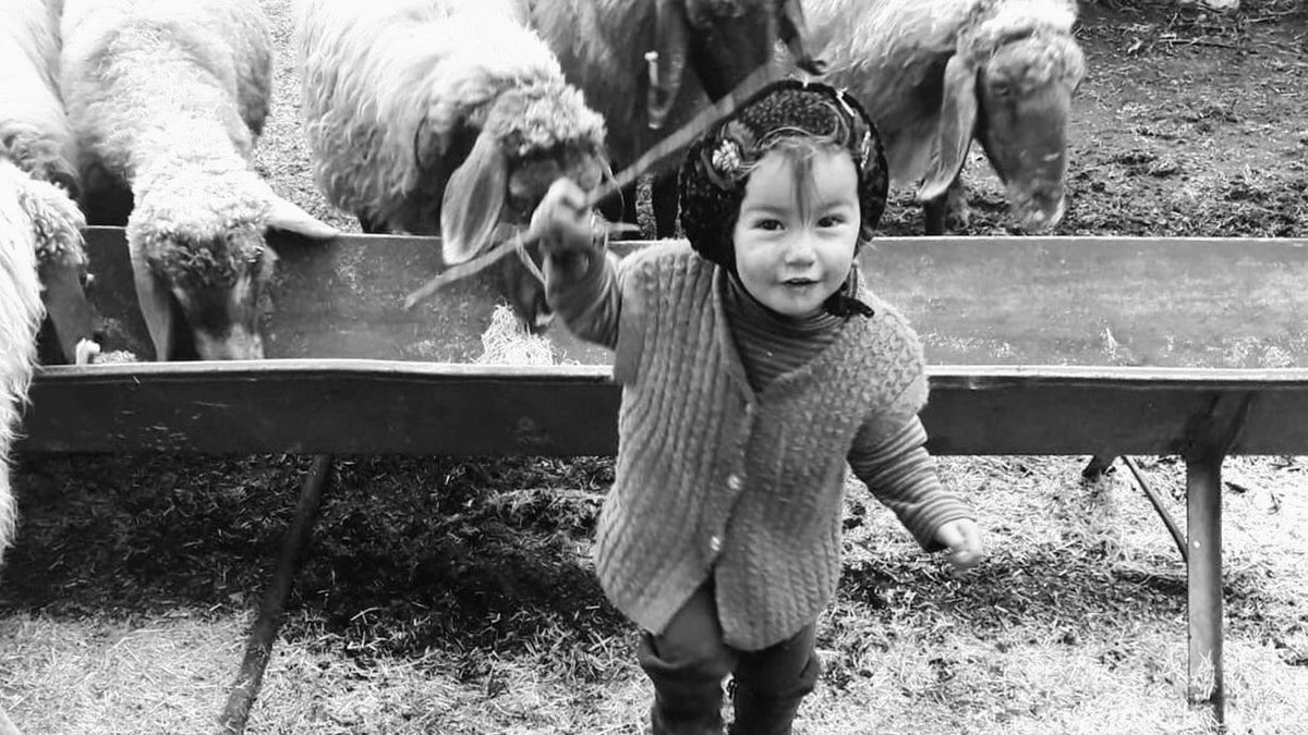 Senin bebekliğini, çocukluğunu, gülüşünü çalanlar gün yüzü göremesin!