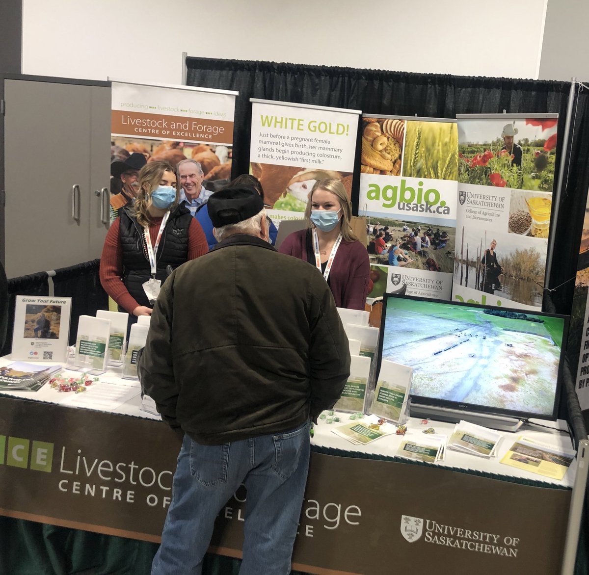 Livestock & Forage Centre of Excellence (@lfce_usask) on Twitter photo Day 5 of <a href="/Agribition/">Canadian Western Agribition</a>! Any questions about the <a href="/agbiousask/">USask AgBio</a> college or research at the <a href="/LFCE_usask/">Livestock & Forage Centre of Excellence</a> come by and say hi to <a href="/meganwasden/">Megan Wasden</a>, <a href="/jenna_sarich/">Jenna Sarich</a>, @reccattle and <a href="/WilcoxCorissa/">Corissa Wilcox</a>! #CWA50 Day 5 of <a href="/Agribition/">Canadian Western Agribition</a>! Any questions about the <a href="/agbiousask/">USask AgBio</a> college or research at the <a href="/LFCE_usask/">Livestock & Forage Centre of Excellence</a> come by and say hi to <a href="/meganwasden/">Megan Wasden</a>, <a href="/jenna_sarich/">Jenna Sarich</a>, @reccattle and <a href="/WilcoxCorissa/">Corissa Wilcox</a>! #CWA50