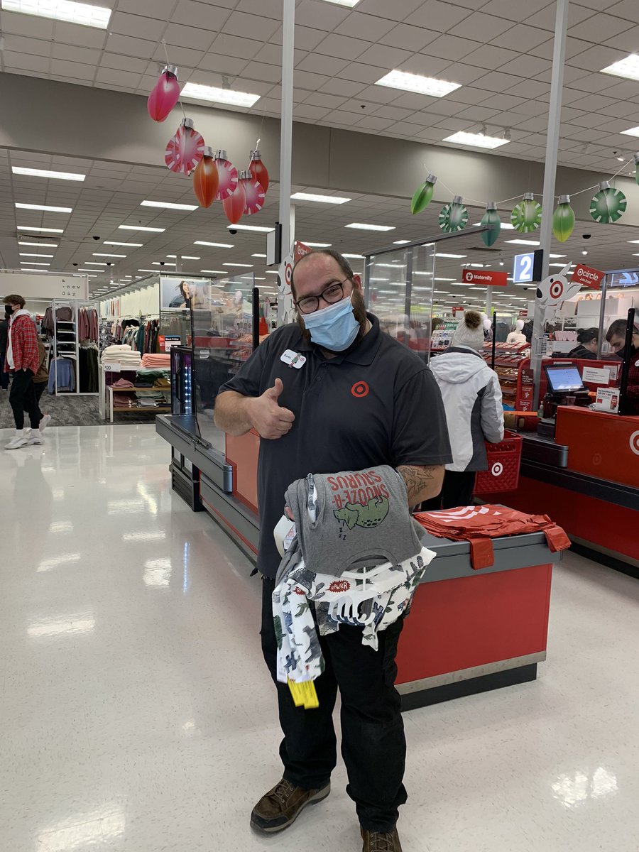 Kurtis, loved seeing you in action helping your store team and giving amazing guest service today!  So glad to have you on the T1247 team! #G196incrediblemoments #D128allstars <a href="/Le_Hulett/">Leandra Hulett</a> <a href="/nicolevan27/">Nicole VL</a>