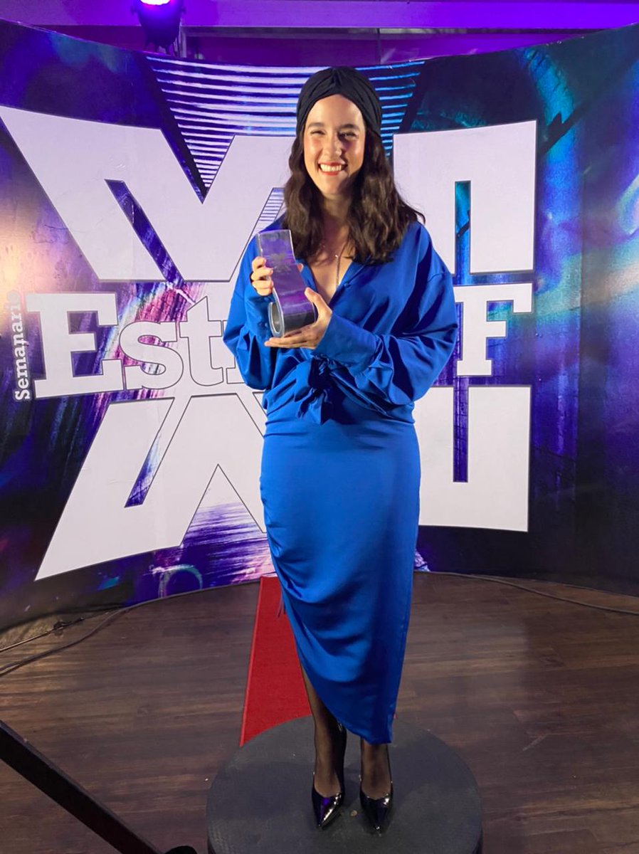 EstiloDF's tweet photo. Felicidades a @ximenamusic por el premio obtenido por su trayectoria musical, entregado por @Volkswagen_MX
#EstiloDFXI https://t.co/J6U83SdOXI