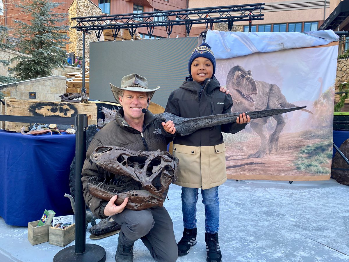 AJsAwesomeLife's tweet photo. Having an AWESOME afternoon with my new buddy, Mr. Billy Doran, talking about all things Triassic, Jurassic, and Cretaceous. Mr. Billy is a Paleontologist that digs in Beaver Creek, Colorado and has some really awesome fossils of some of my favorite dinosaurs.#DinosInColorado https://t.co/D8jrm9F5Wf