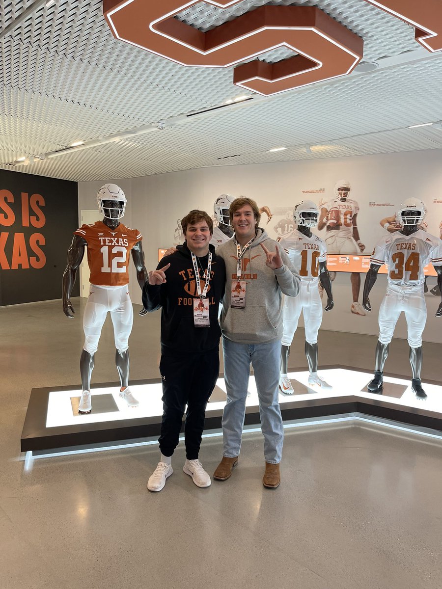 luke_johnston23's tweet photo. Had a great time at the Texas game today! Thank you @robertcolemoore and @CoachJeffBanks for having me. @TCAAddisonFB @GregJohnston67 @SkysTheLimitWR https://t.co/ZVn4W2d0Hf