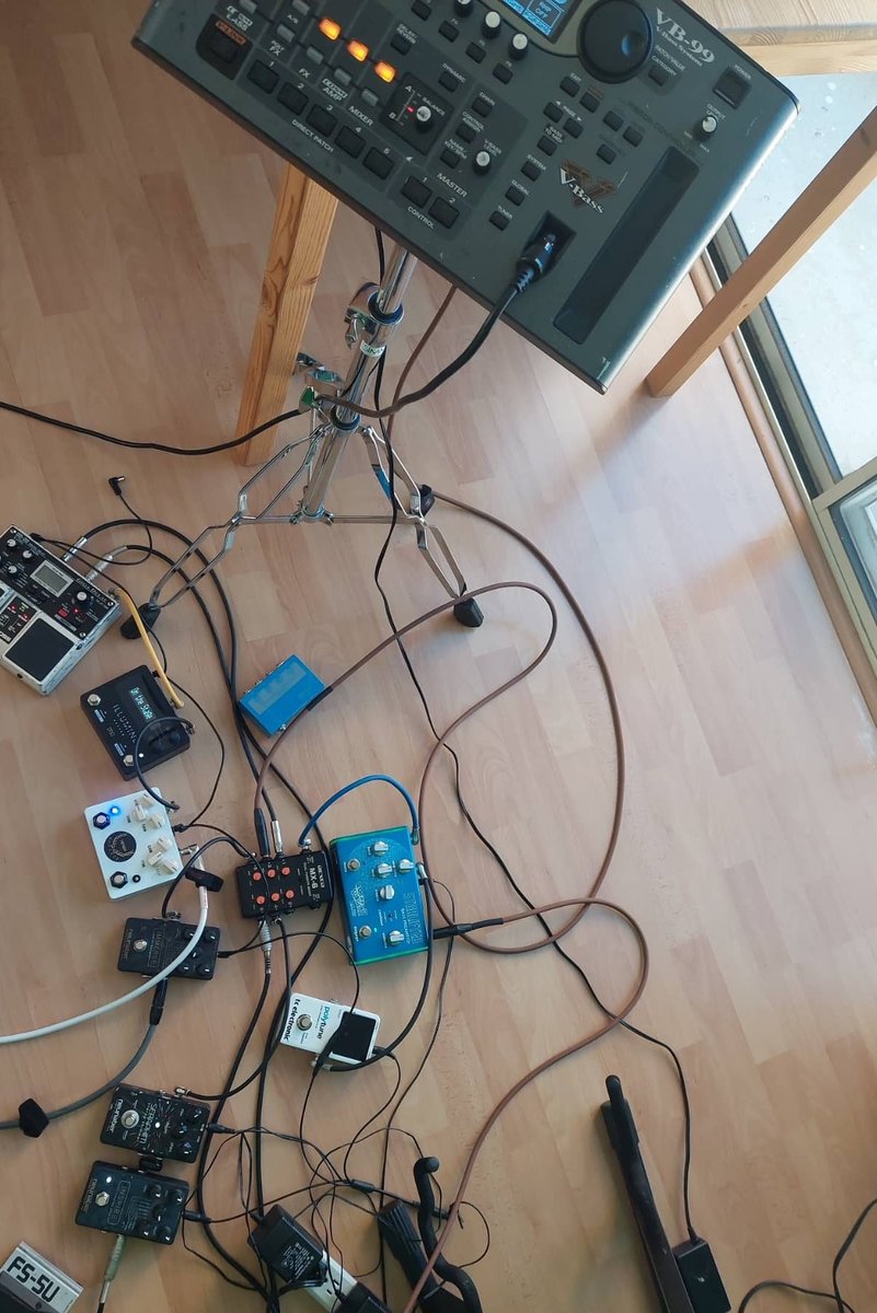 nordstrandaudio's tweet photo. figuring out the sounds for each tune!
@keg_stickarts and i are back soon🤘
#starlifterpedal #rocketsurgeonpedals #starlifterpreamp #KaiKurosawa #Kūbo #mtd #labellastrings #kirlincable ( #📷 @kaikurosawa )
https://t.co/Ez5dJCQseY https://t.co/xHzAa37D2l
