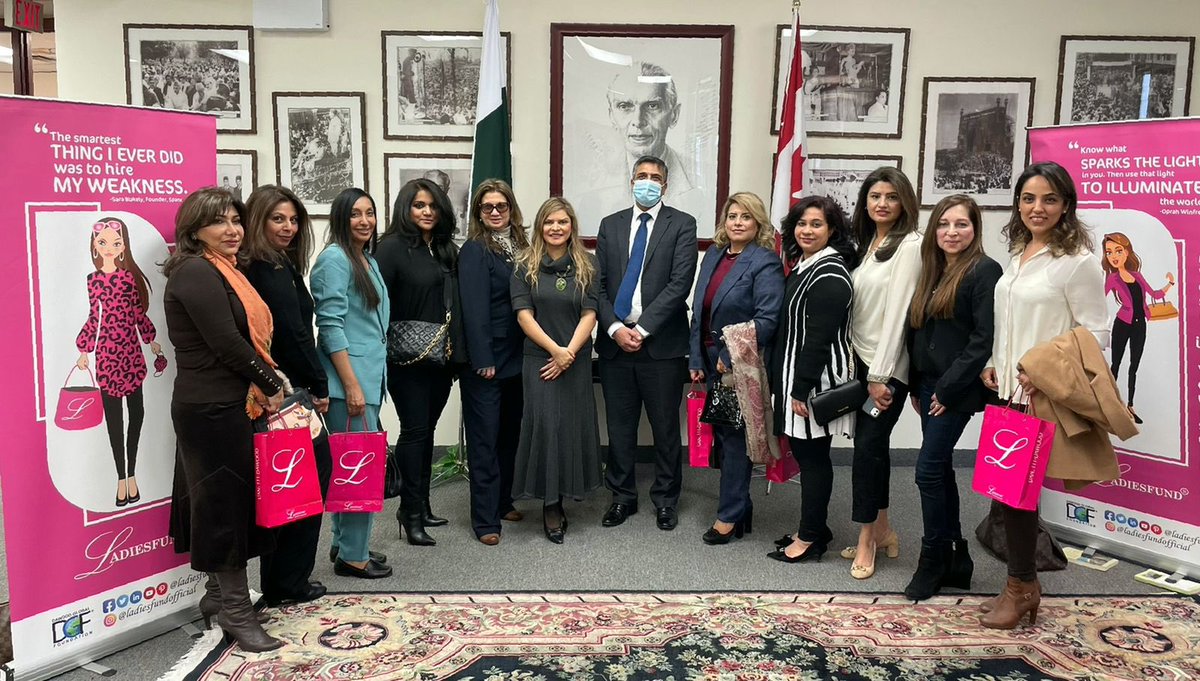 PakinToronto's tweet photo. CG Abdul Hameed received the delegation of LadiesFund today and hoped that successful Pakistan origin women professionals in Canada would help their counterparts in Pakistan by sharing best practices, experiences and strategies for achieving targets in their respective fields. https://t.co/Yrpz9GTZJ0