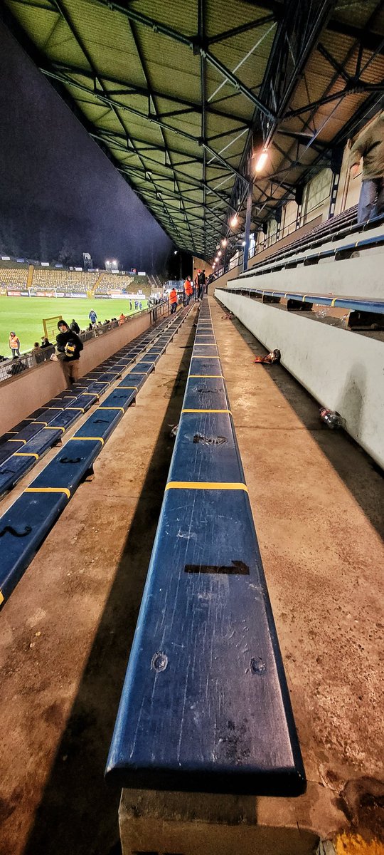 MvSeggelen's tweet photo. Stop 10 van de #fantrip is een #fantip. 

📸Wat een plaatjes. 
⚽ @UnionStGilloise - @OHLeuven
🏟️ Stade Joseph Marien
🏆 @ProLeagueBE https://t.co/qtyDmjYk5b